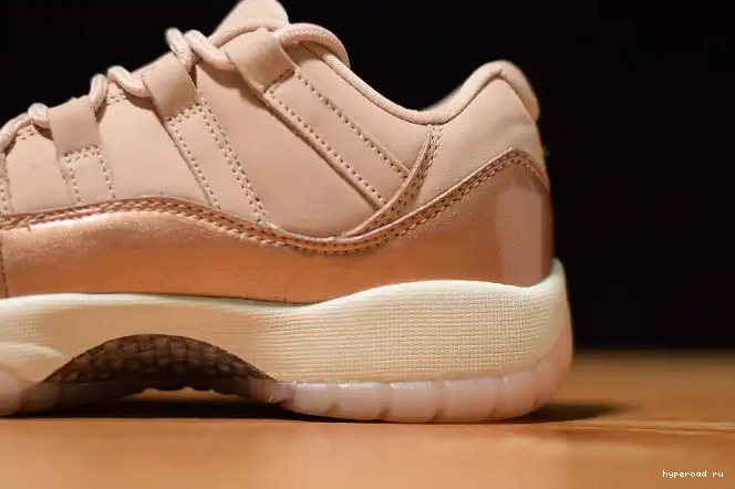 11 GS Rose Low Jordan Air Gold AH7860-105 0417